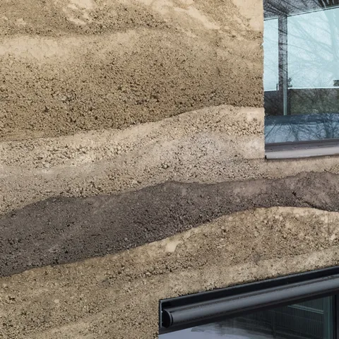 Béton non vibré teinté